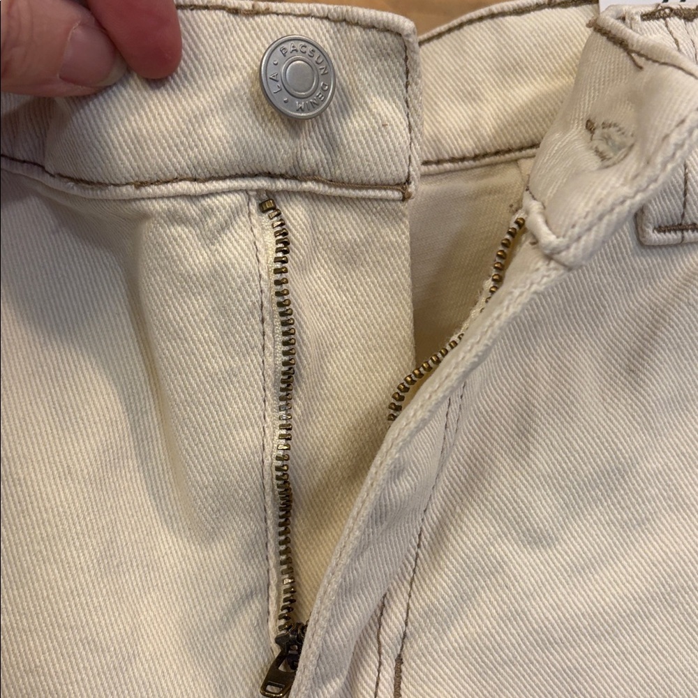 Pacsun Cream High-Rise Carpenter Women’s Shorts Sz 27 NWT - Picture 4 of 6